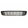 Решітка в бампер Volkswagen Polo V SDN 09-15 середня з хром молдингом - AVTM