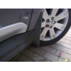 Бризковики для Mitsubishi Outlander Широкий поріг 2008-2012 Відрізняються формою від оригіналу, тому не перекривають місця від установки оригінальних бризковиків якщо вони були встановлені на авто.- Xukey