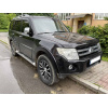 Ветровики для Mitsubishi Pajero III/IV 2000-2006; 2006+ (HIC) M32