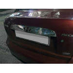 Накладка над номером Hyundai Accent 2006-2010 гг. (нерж.) Carmos - Турецкая сталь