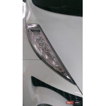 Nissan Juke передние габаритные огни и указатель поворота светодиодные LED хром - 2011
