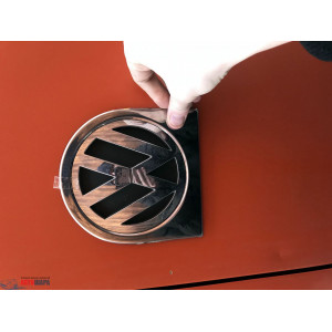 VW Caddy 2004-2010 Окантовка заднього логотипу 1шт - Carmos