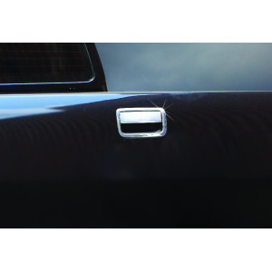 Накладка на ручку багажника Volkswagen Amarok (нерж) Carmos - Турецкая сталь