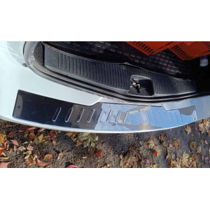 Накладка на задний бампер Carmos Dacia Logan MCV 2013-2020 гг. (нерж)