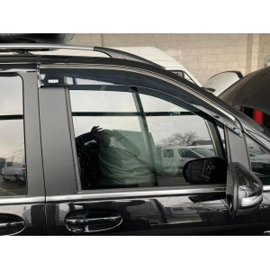 Ветровики с хромированным молдингом Mercedes Vito W639 2004-2014 гг. (2 шт, Niken) — Mercedes Vito [639] с 2003