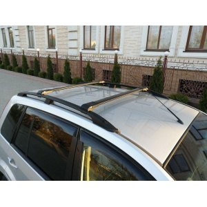 Багажник поперечины на стандартные рейлинги с замком WingCarrier V1 Hyundai Santa Fe 1 2000-2006 гг. (2 шт) до 110 см, Черный — Hyundai Santa FE 2001-2007