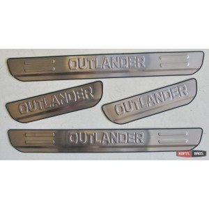 Mitsubishi Outlander 2015-2021 накладки на пороги дверей тип B-2015