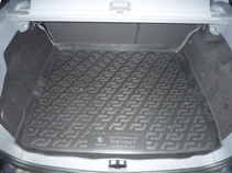 Коврик в багажник Ford Focus II универсал (05-) полиуретан (резиновые) L.Locker