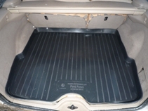 Килимок в багажник Ford Focus універсал (98-05) - твердий Лада Локер