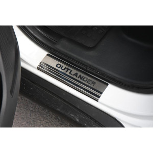 Накладка на внутренние пороги без логотипа (компл. 4шт.),Mitsubishi Outlander XL 2012- - Novline